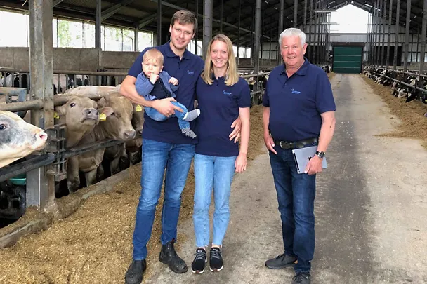 Familie Hagen mit SCHAUMANN-Handelsvertreter Röttgers